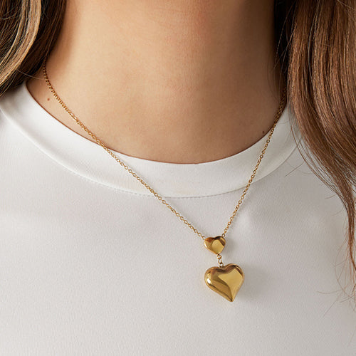 Eterna Heart Necklace