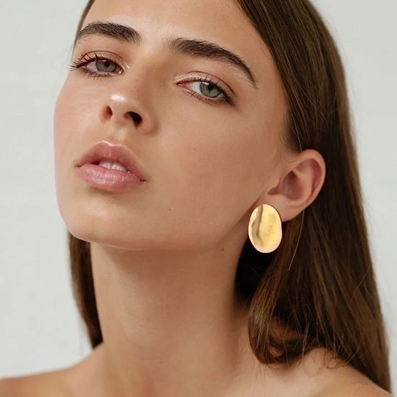 Bolt Oval Statement (Gold)