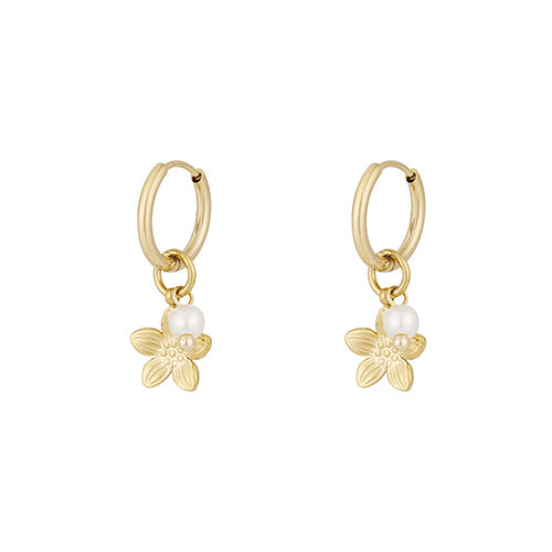 Pearl Blossom Earring